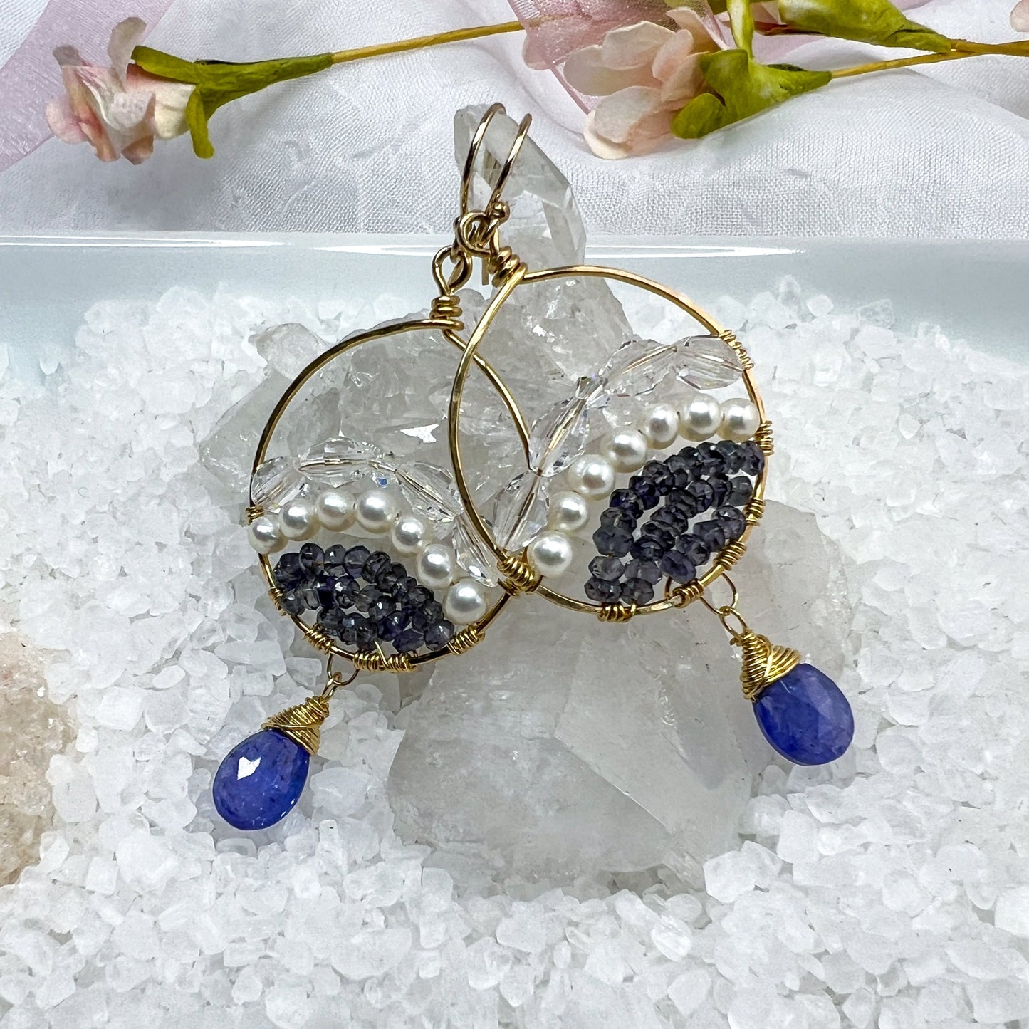 Tanzanite, Iolite & pearl hoops