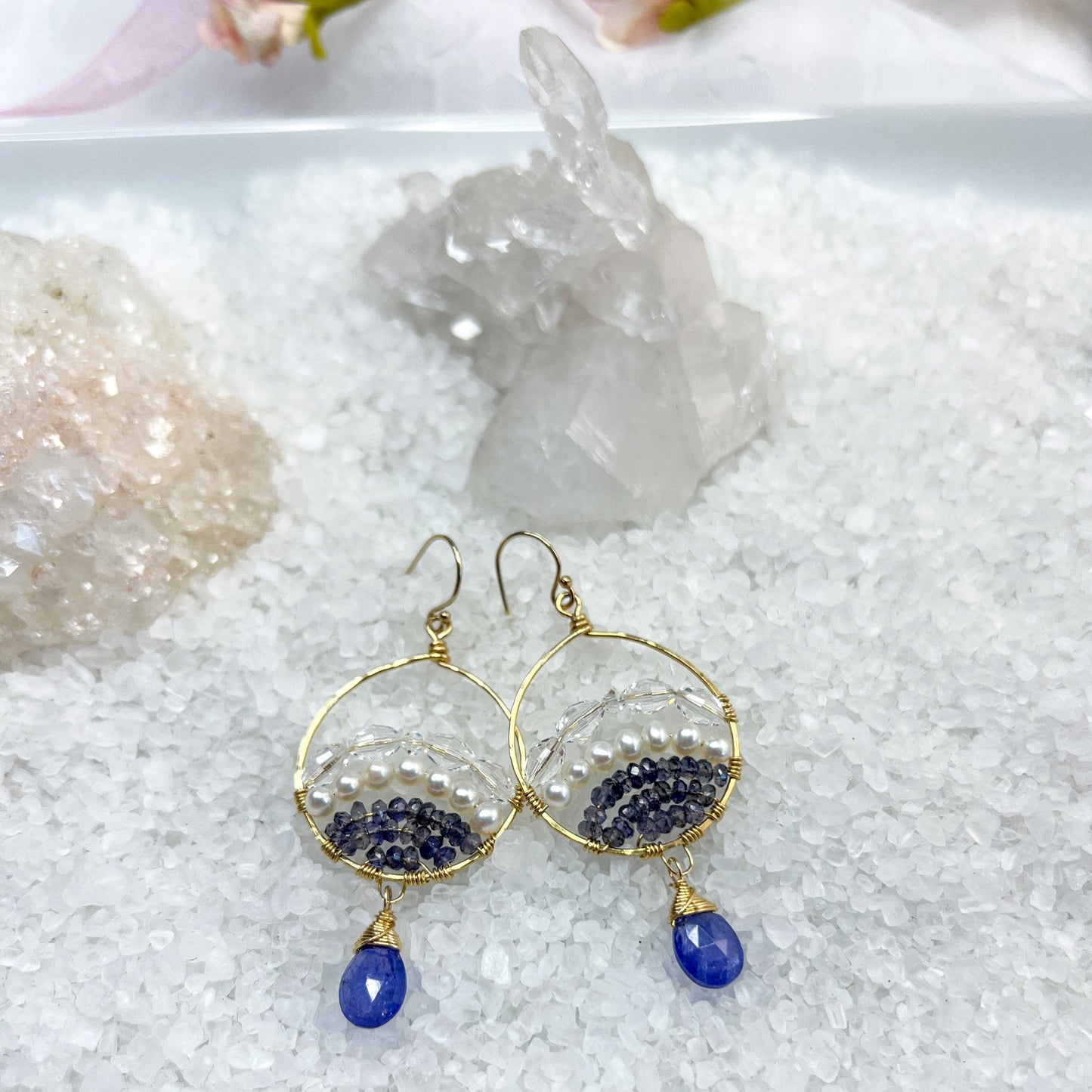 Tanzanite, Iolite & pearl hoops