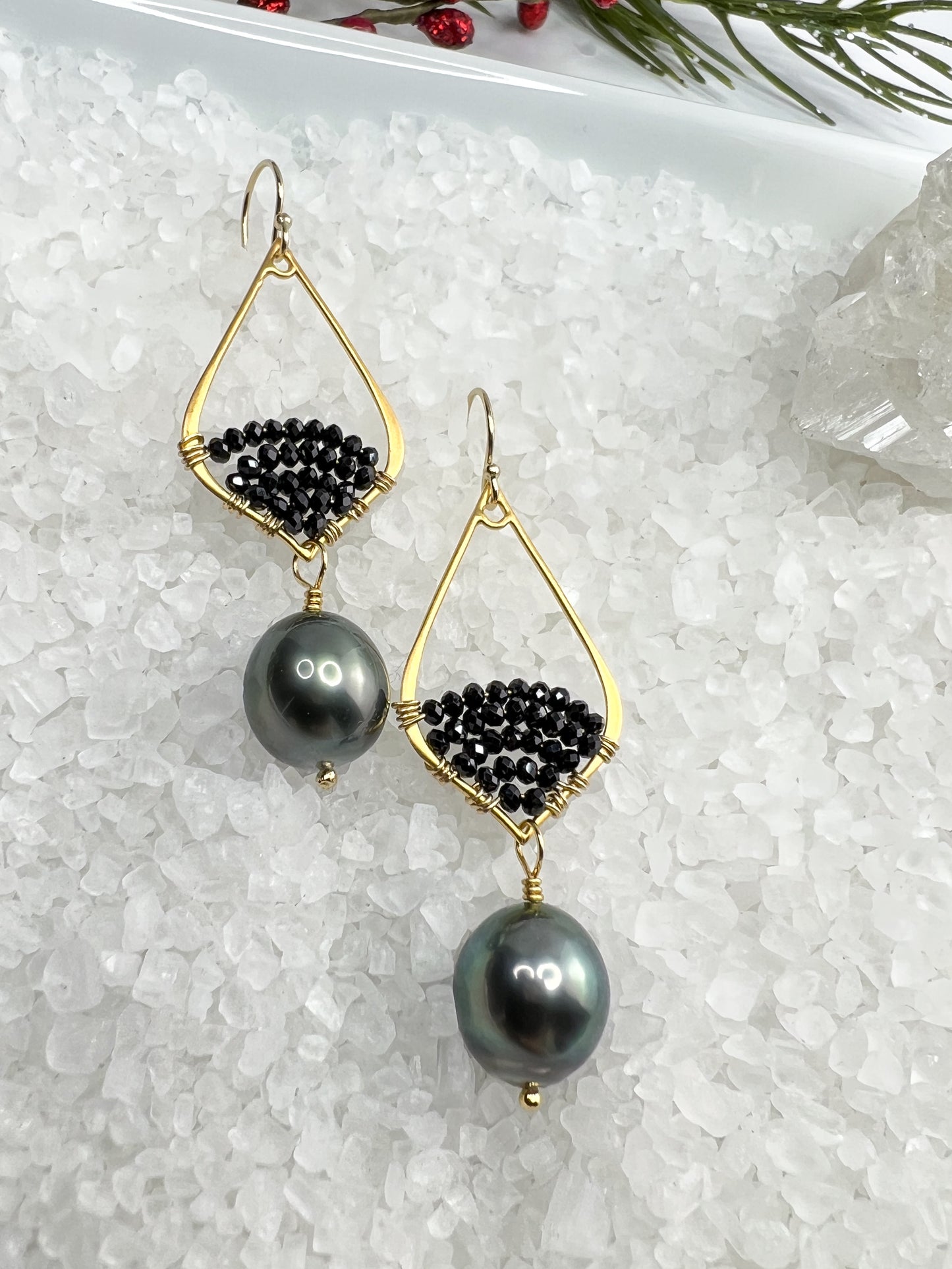 Tahitian Pearl & Black Spinel Gift Set