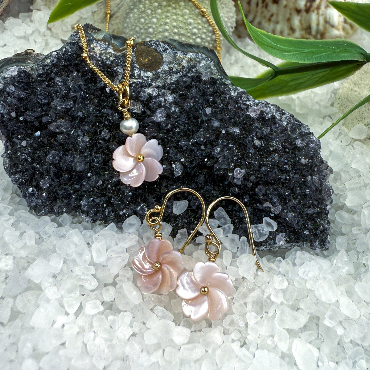 Mother of Pearl Necklace & Earrings
