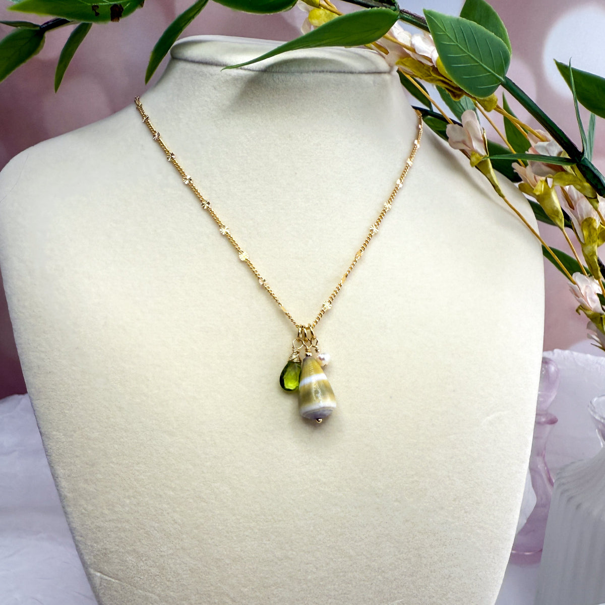 Green Cone Shell,Pearl & Peridot Necklace