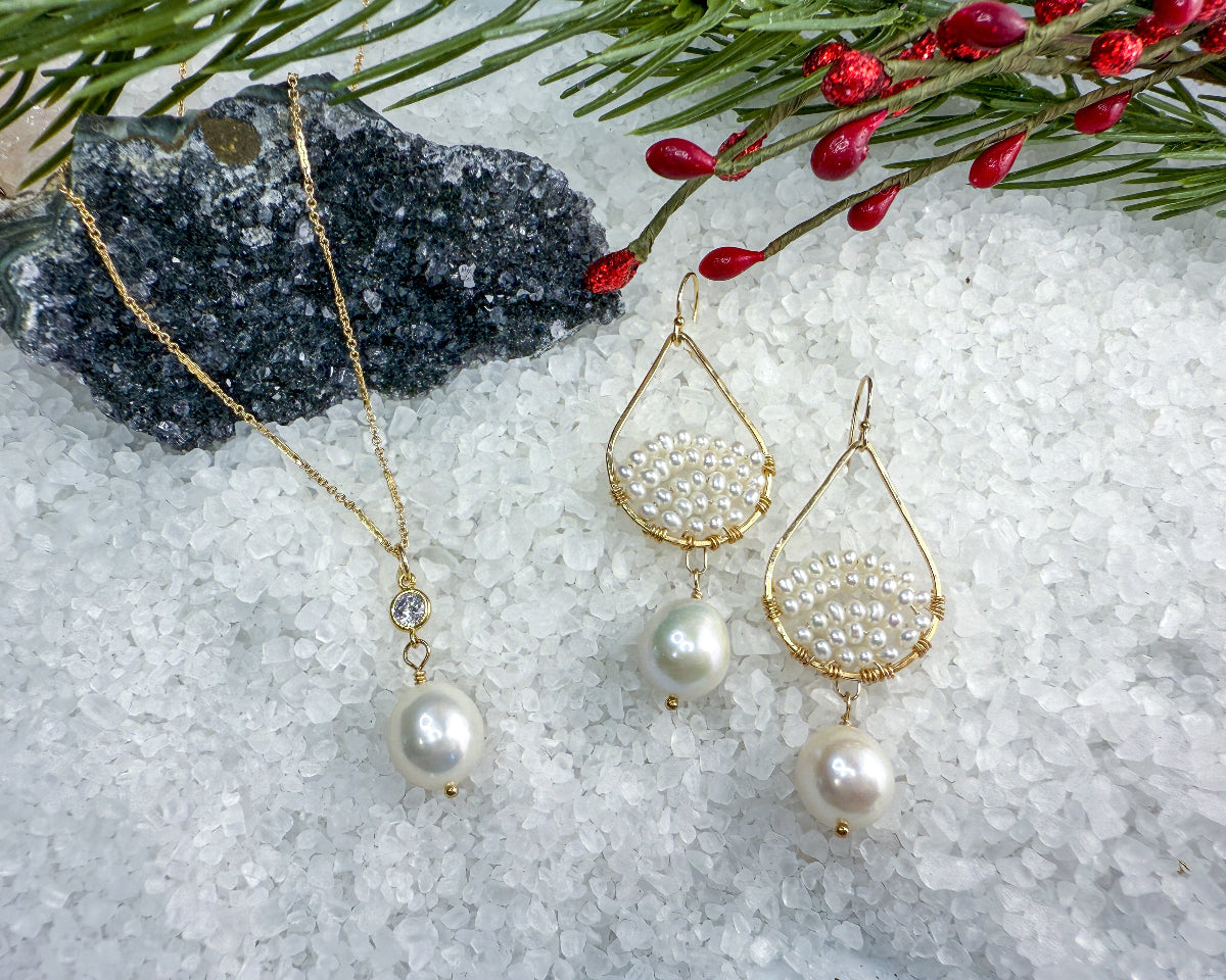 Edison White Pearl Necklace & Earrings
