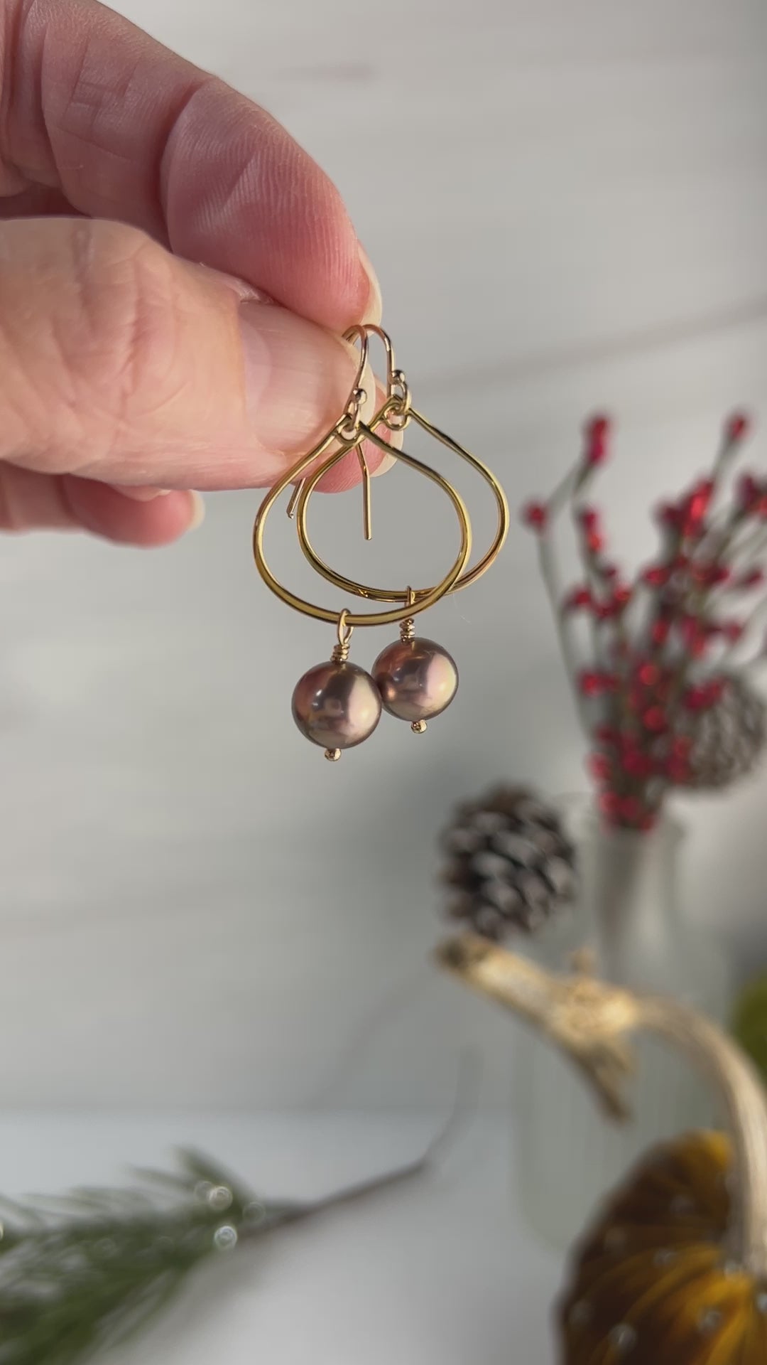 edison pearl teardrop hoops
