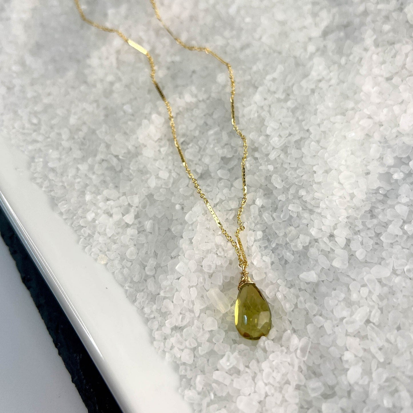 Olive Quartz Long Necklace