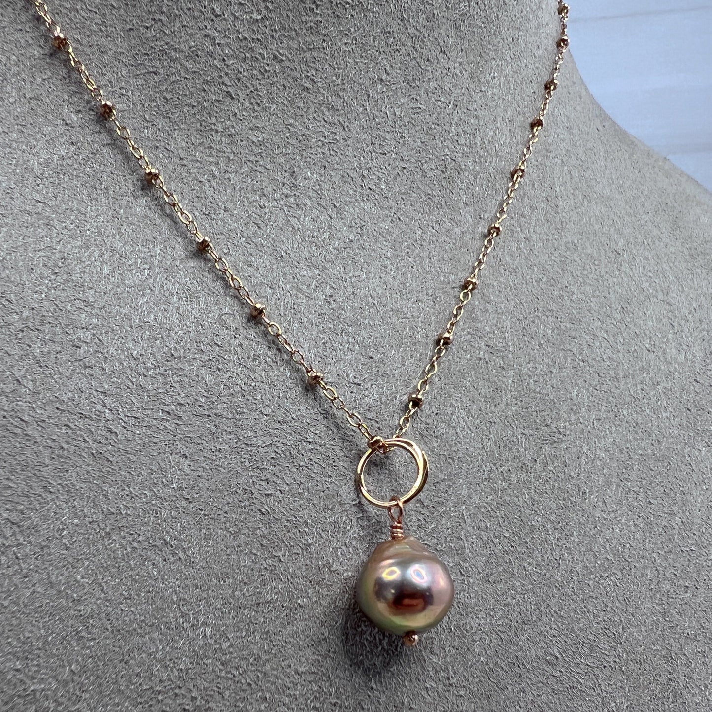 Edison Pearl Necklace in Rose Gold