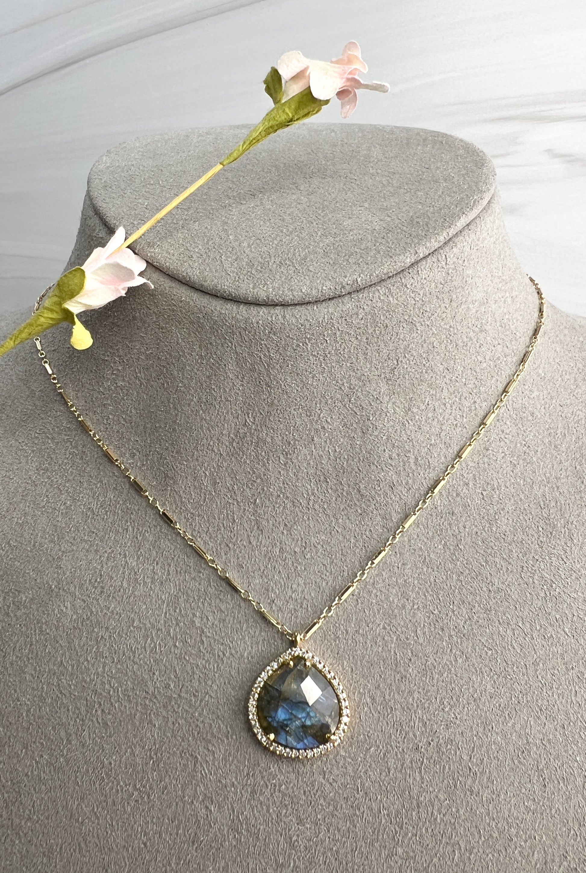 Labradorite & CZ pendant necklace