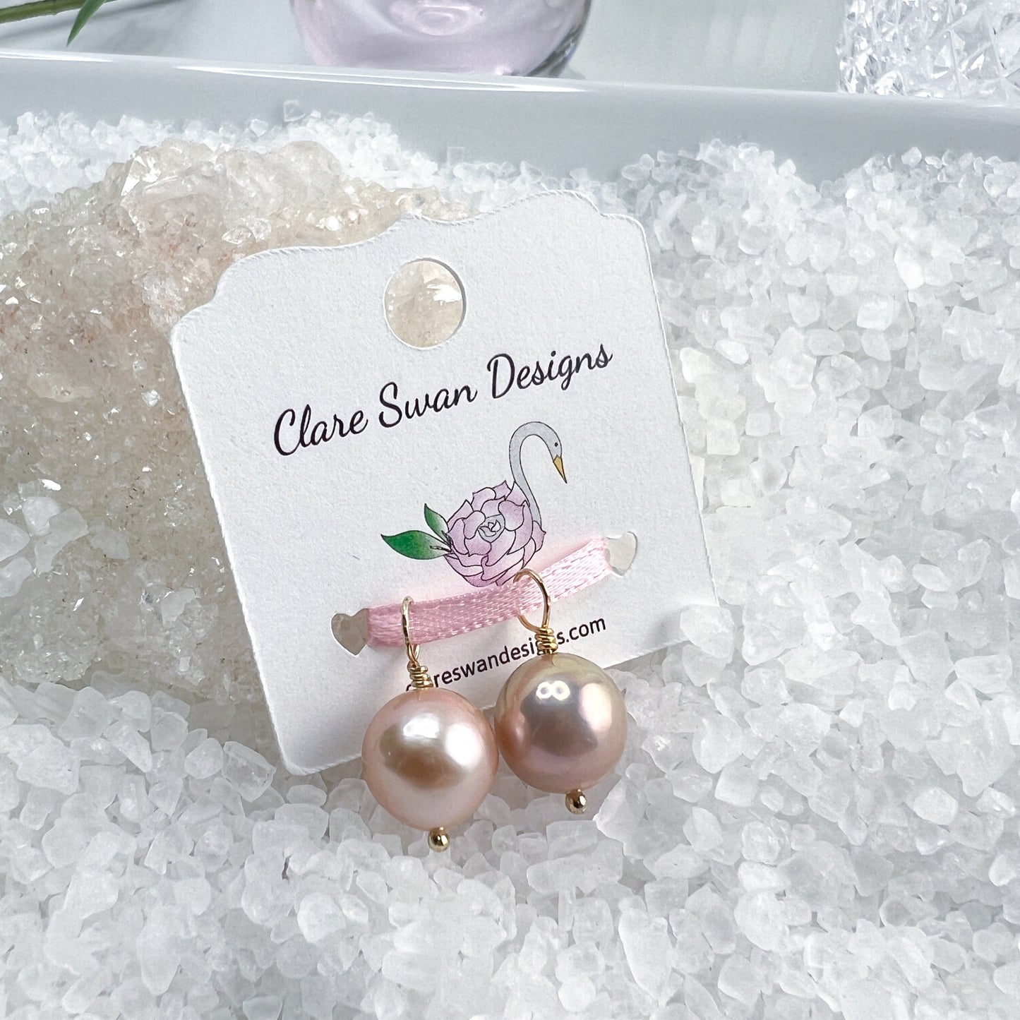 Peach Pearl Hoop Earrings 