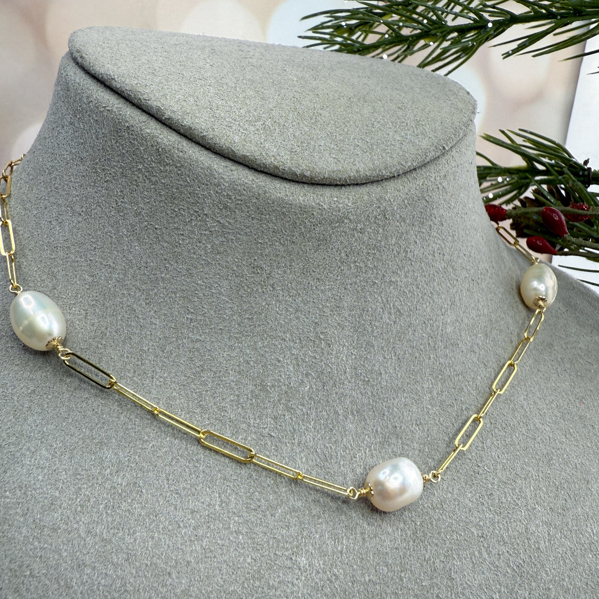 White Freshwater Pearl Necklace \