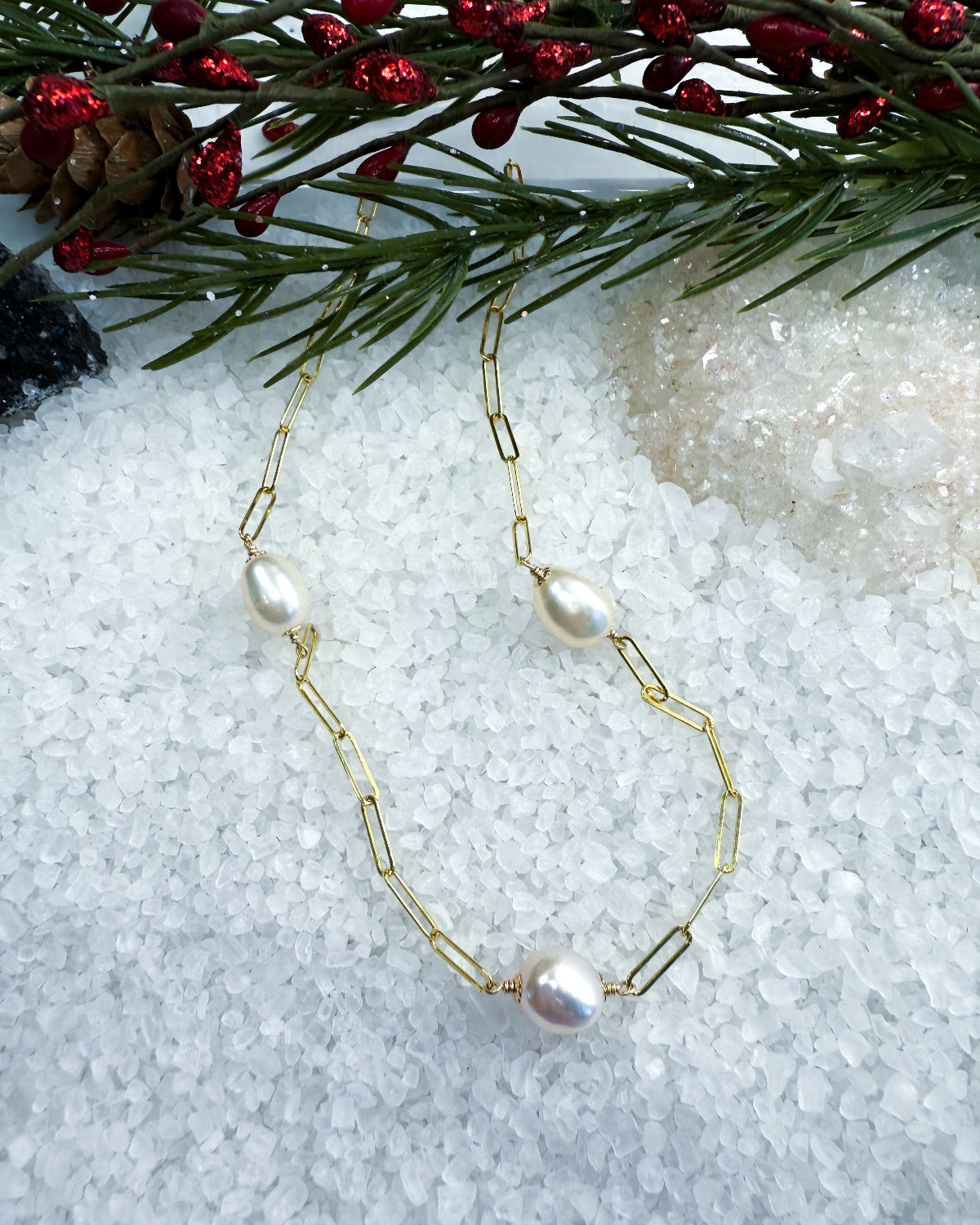 White Freshwater Pearl Necklace 