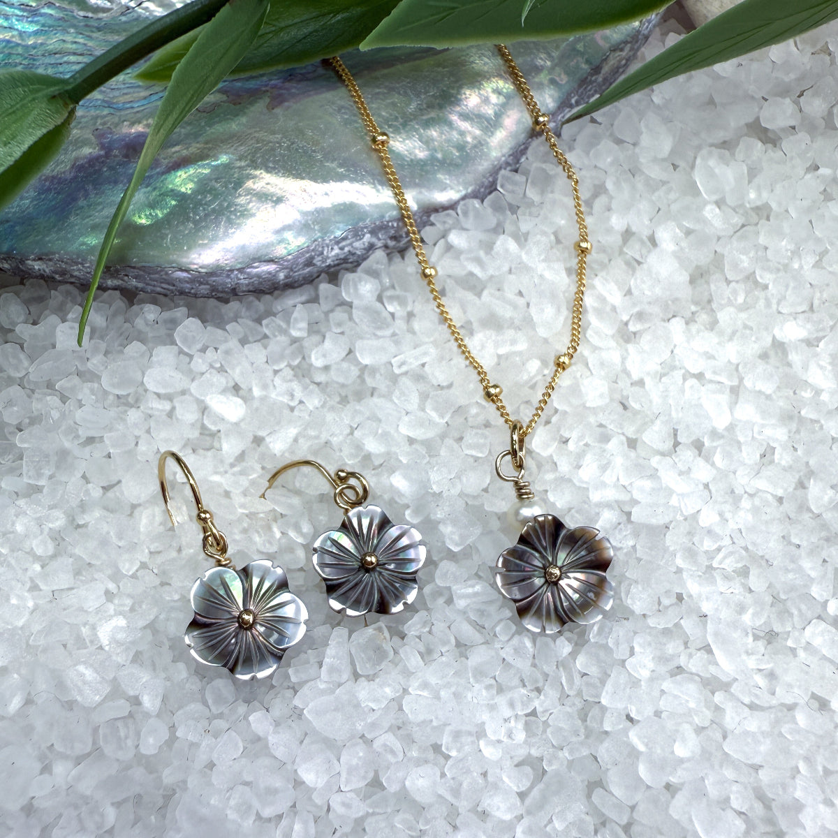 Mother of Pearl Necklace & Earrings