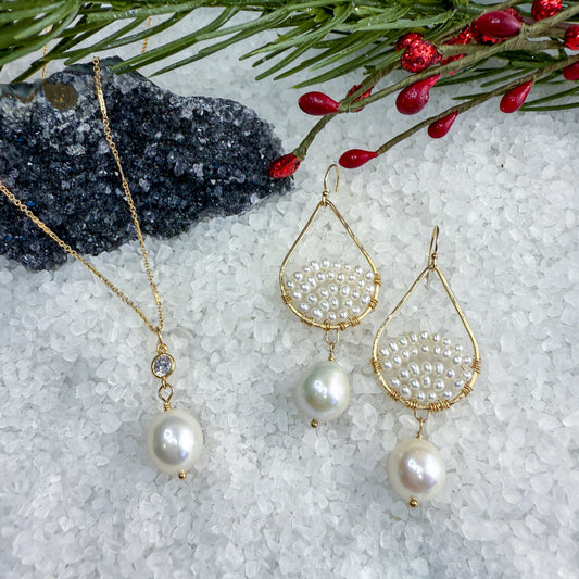 Edison White Pearl Necklace & Earrings