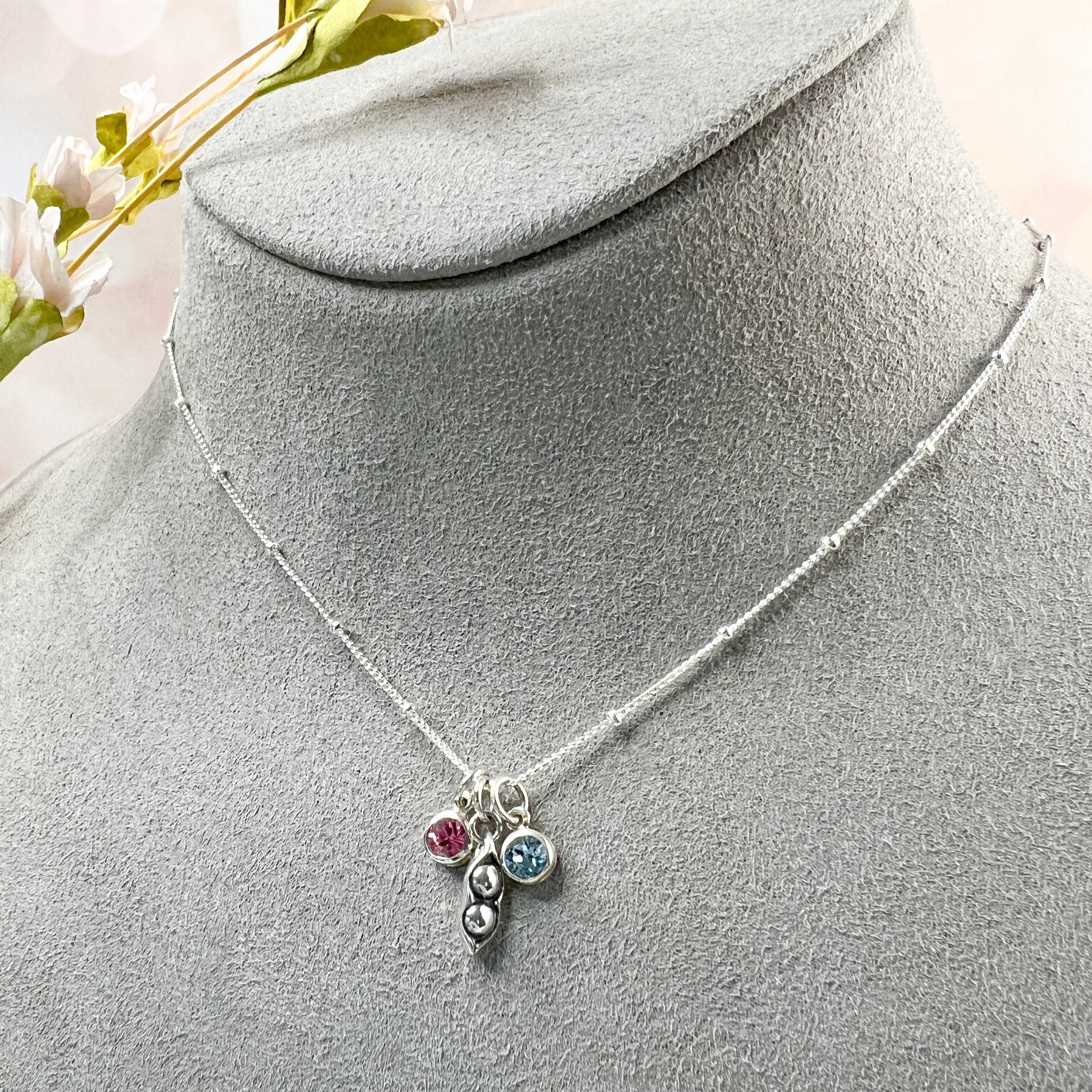 Two Birthstone Flower Blossom Personalize Necklace for Mom, Unique Multi  Stone Mothers Necklace, Gift for Mom, Twin Mom Necklace, 2 Gemstone - Etsy