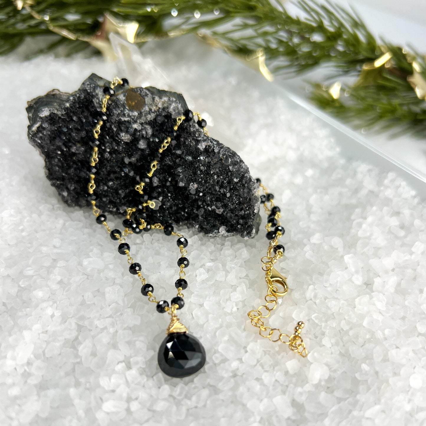 Black Spinel Pendant & Rosary Chain Necklace