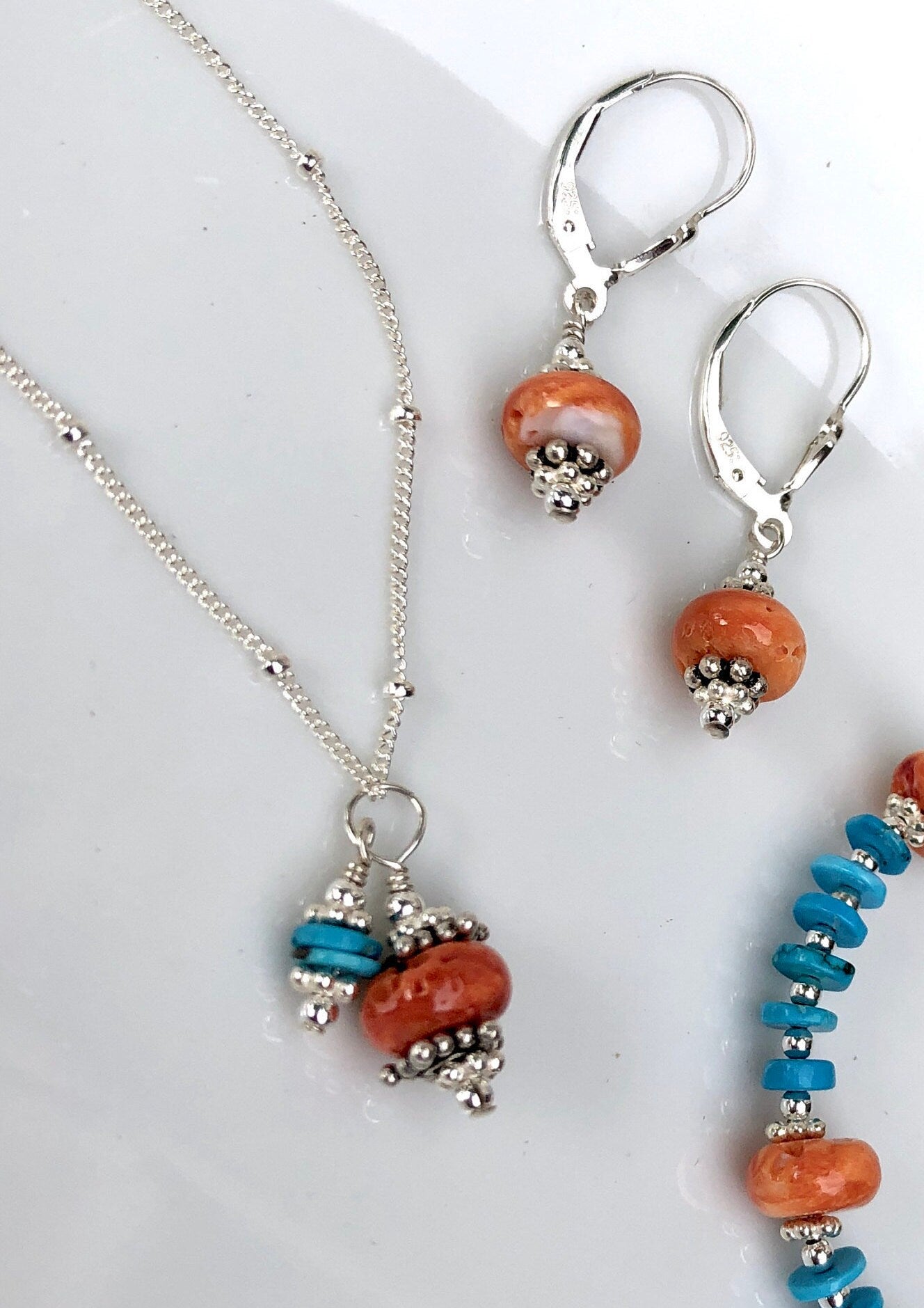 Spiny Oyster & Turquoise Heshi Necklace