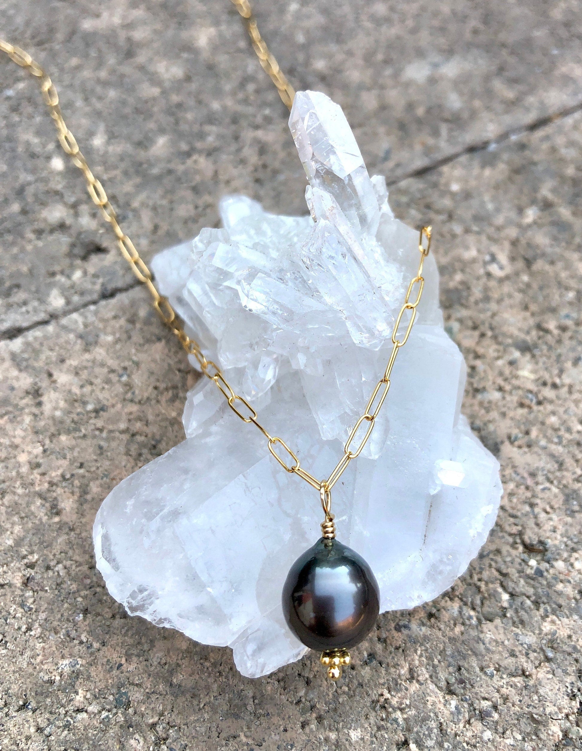 Tahitian Pearl Necklace in Gold with Darker Pearl