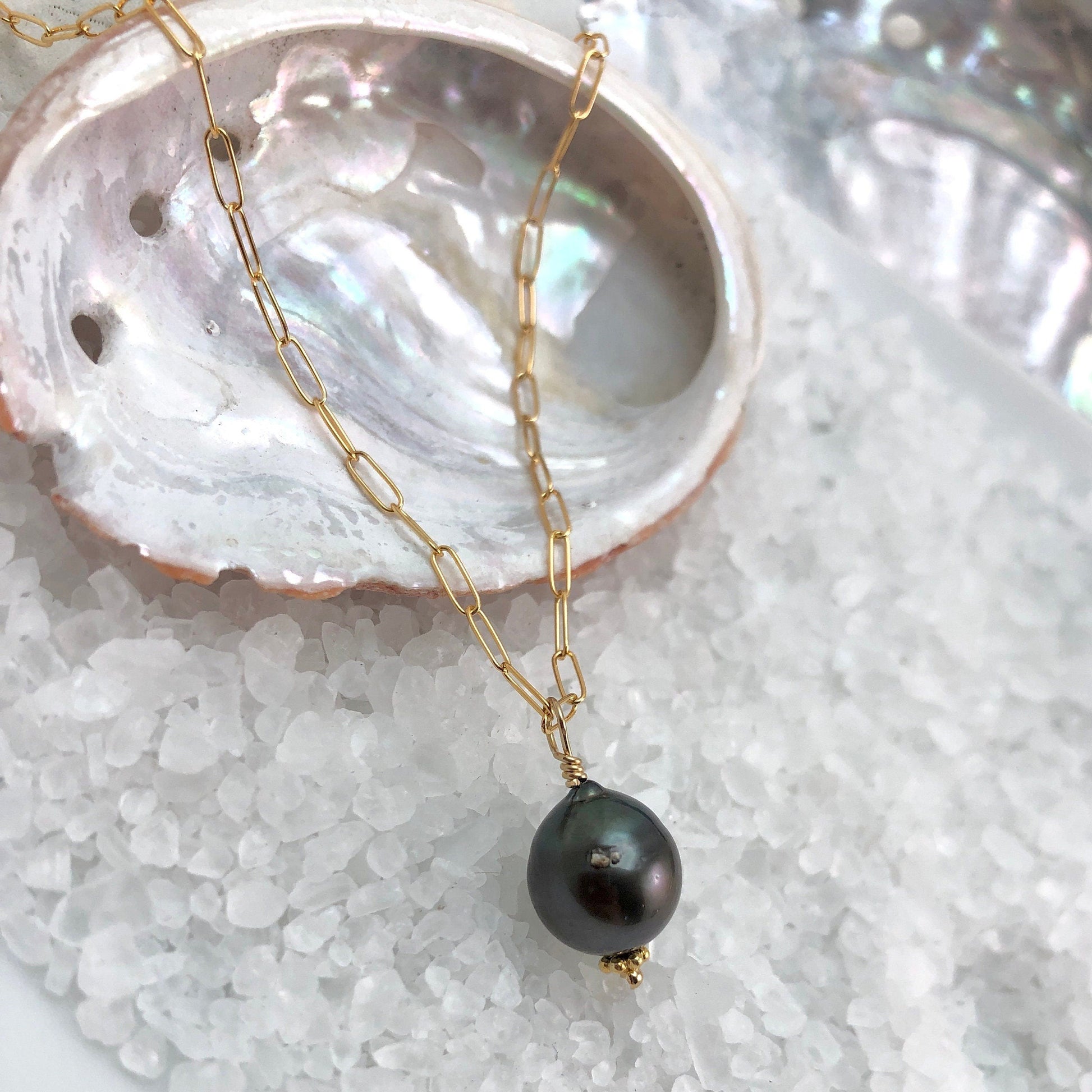 Tahitian Pearl Necklace in Gold with Darker Pearl