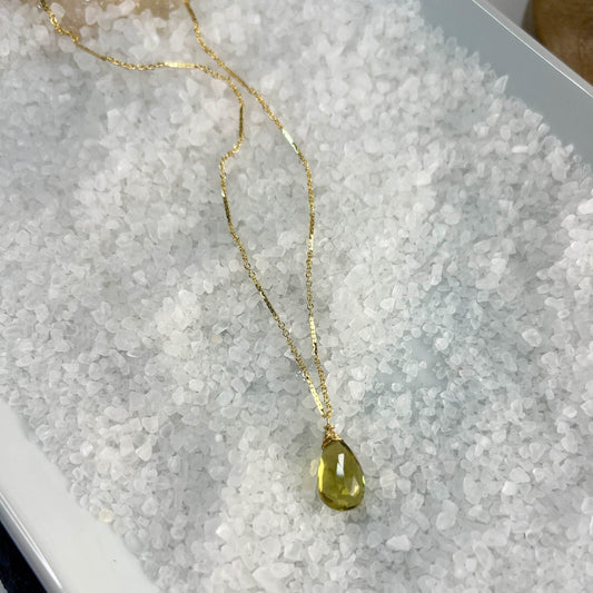 Olive Quartz Long Necklace